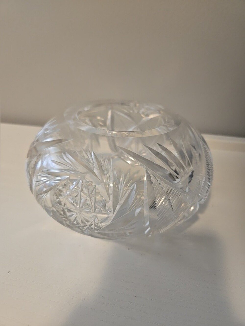 Hand Cut Crystal Bowl with Starburst Cut Pattern Rose Bowl/Candle Holder   Clear